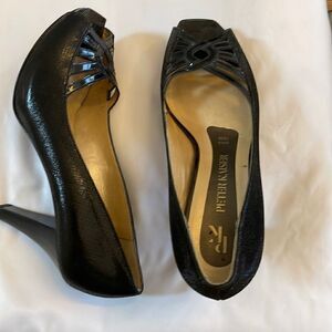 PETER KAISER BLACK LEATHER PEEP TOE PUMPS. NEW